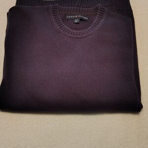 Tommy Hilfiger Men's Dark Brown Crewneck Sweater
